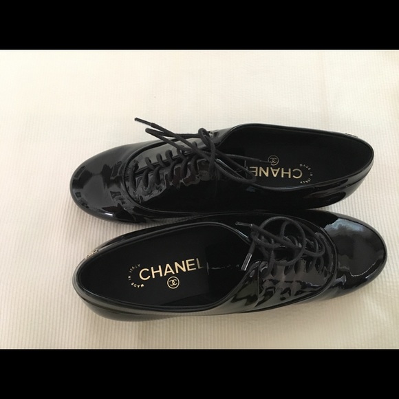 chanel lace trainers